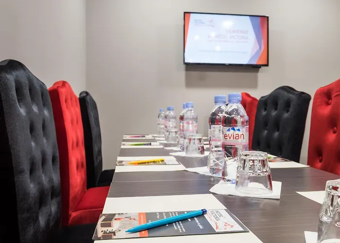 酒店 维多利亚里昂佩拉什酒店