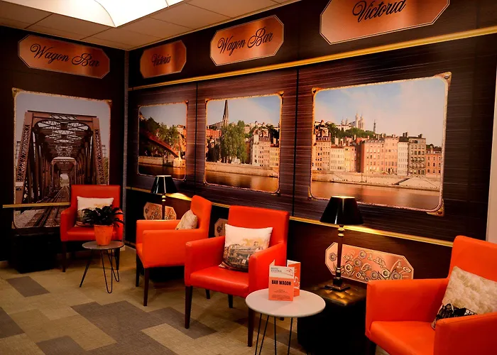 酒店 维多利亚里昂佩拉什酒店 2*