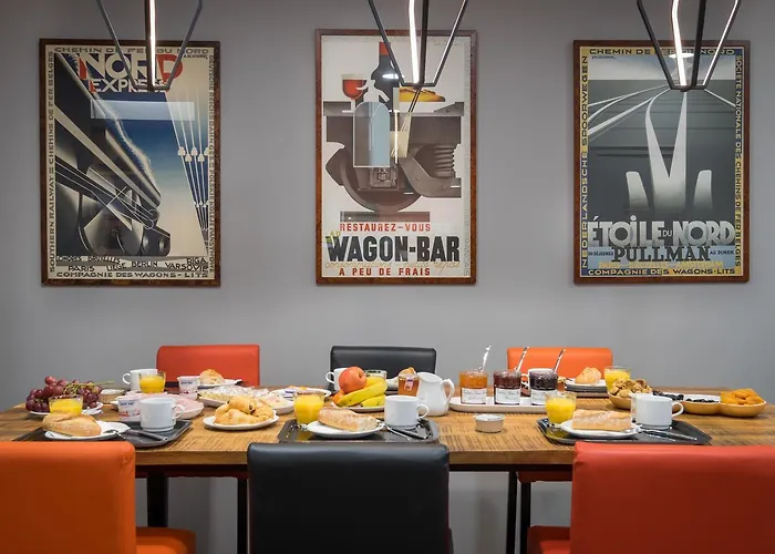 维多利亚里昂佩拉什酒店