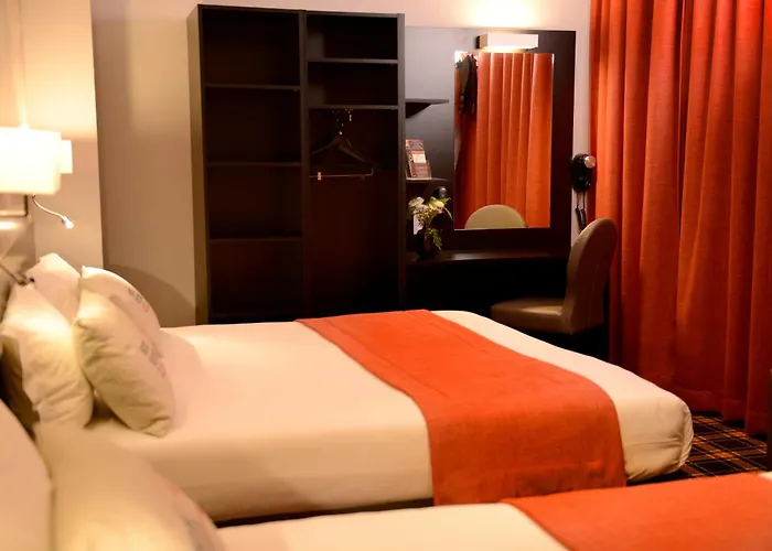 Victoria Perrache Confluence 2* Лион